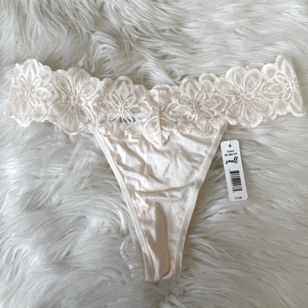 Bootaybag Lace Trim Cream Thong